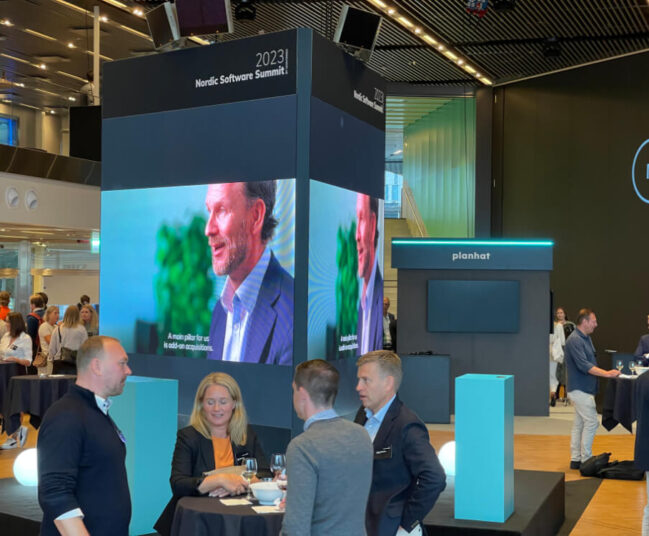 Monter för utställningar med beMatrix och LED-skärmar